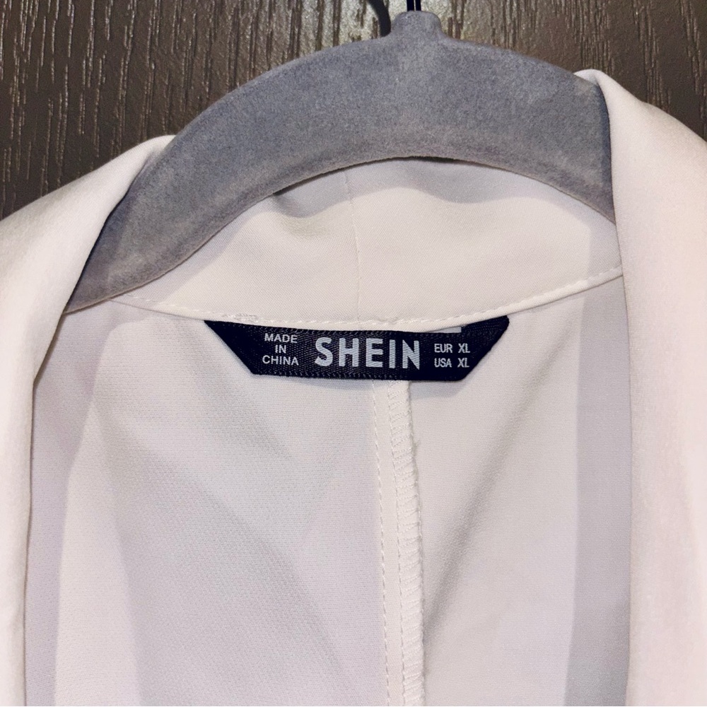 Privé Shawl Collar Longline Vest Blazer
Color: White - Picture 6 of 9